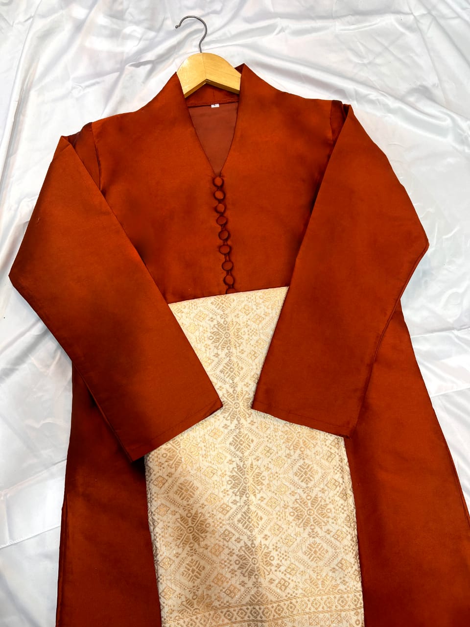 Kebaya moderne 🇮🇩 Habit traditionnelle