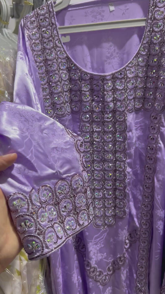 Mukhawir mauve