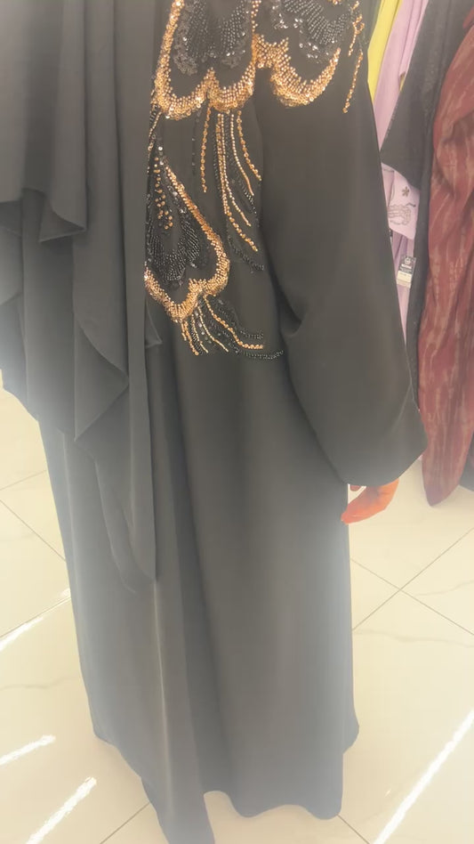 Kimono brodé de perles et sequins saoudien  🇸🇦